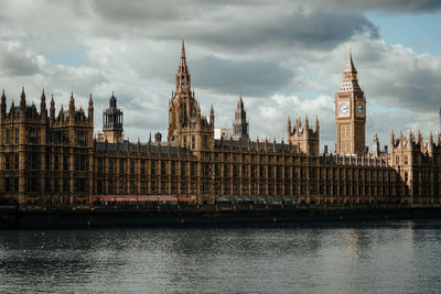 Houses of parliament