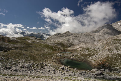 Landscape showing high mountain and a lake in fuente dé, a place in picos de europa national park