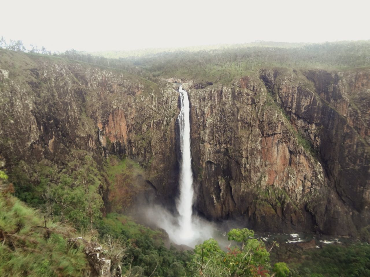 Wallaman falls