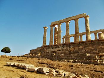 Columned structure on landscape