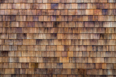 Natural cedar shingle siding