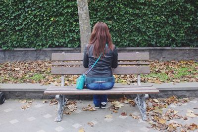 Full length of woman standing in park