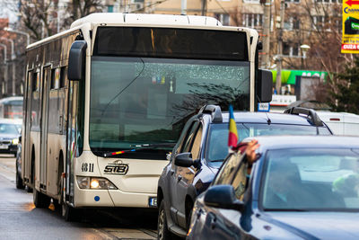 Traffic on road in city