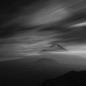 Long exposure view of clouds over mount fuji, yamanashi prefecture, japan