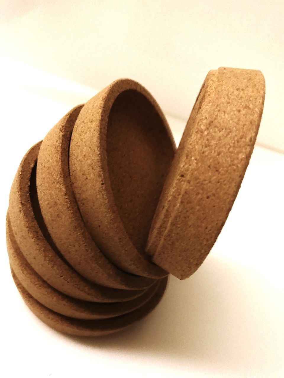 CLOSE-UP OF COOKIES ON TABLE