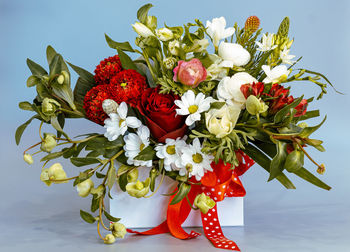 Close-up of rose bouquet in vase