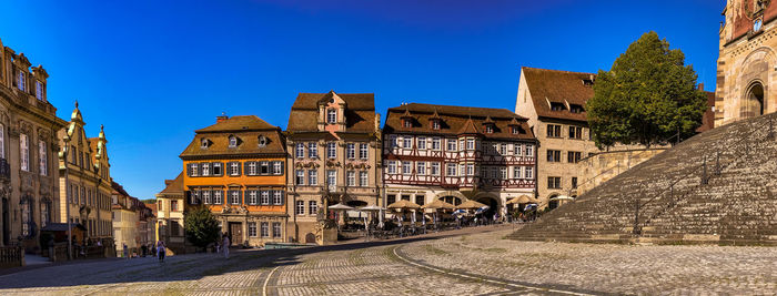 On the market square of schwäbisch hall is the church of st. michael with the large open staircase