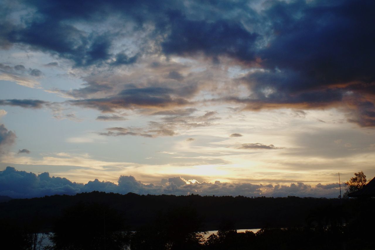 tranquil scene, scenics, sky, sunset, tranquility, silhouette, beauty in nature, mountain, cloud - sky, nature, mountain range, tree, idyllic, landscape, cloud, cloudy, non-urban scene, lake, dusk, dramatic sky