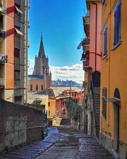 Narrow alley with buildings in background