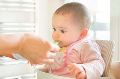 Weaning feed newborn food habit