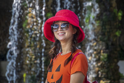 Portrait of a smiling young woman