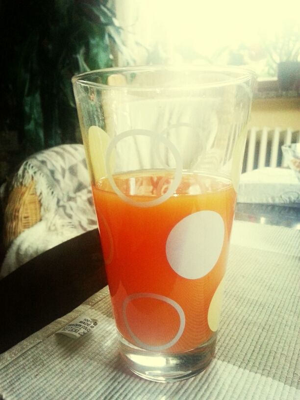 drink, food and drink, refreshment, drinking glass, freshness, table, indoors, still life, close-up, alcohol, glass - material, drinking straw, juice, glass, focus on foreground, cocktail, healthy eating, beer glass, transparent, frothy drink