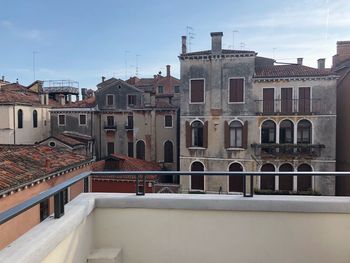 Buildings in city