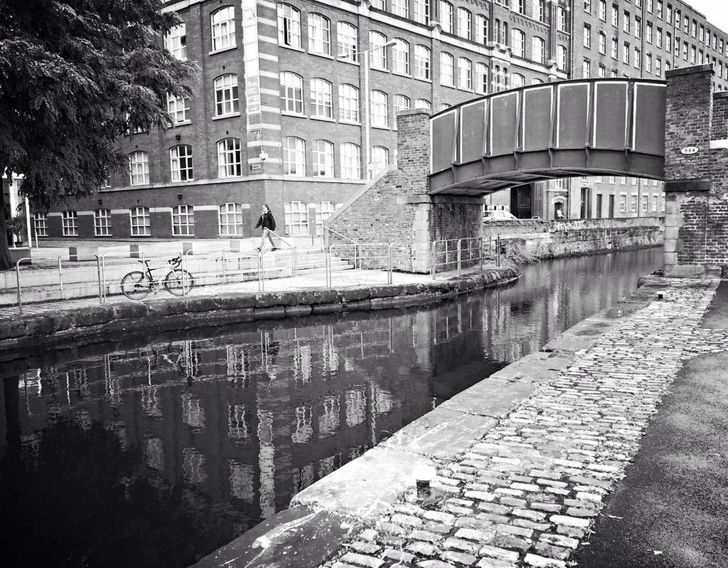 architecture, building exterior, built structure, water, reflection, day, outdoors, city, no people, tree, nature, sky