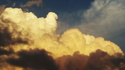 Low angle view of clouds in sky