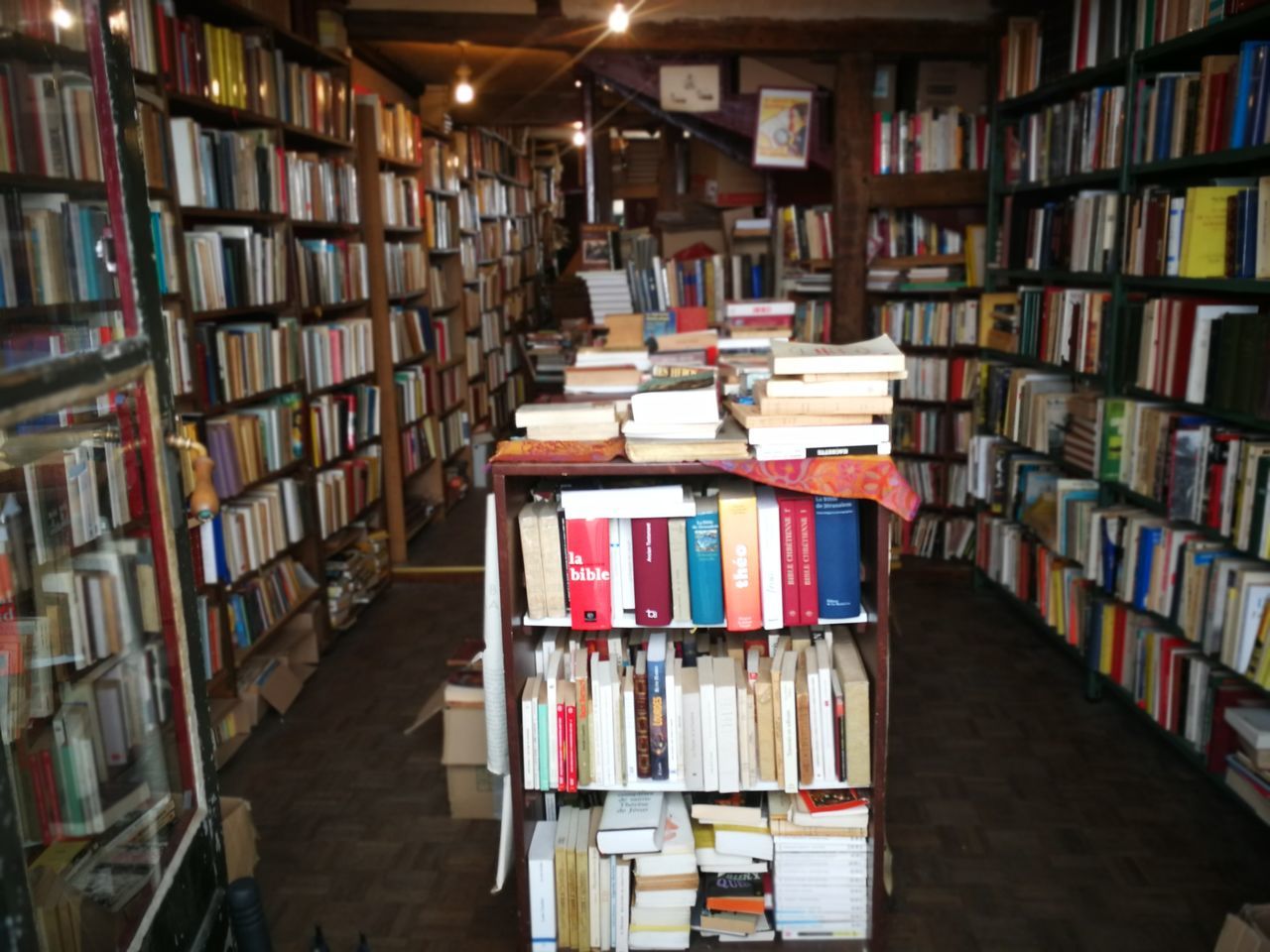 ROW OF BOOKS ON SHELF