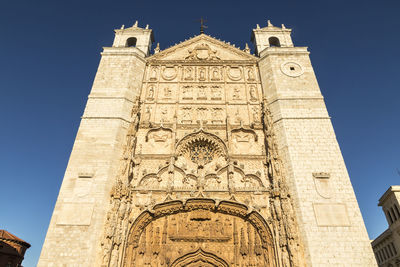 Low angle view of historical building against clear sky