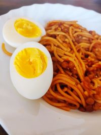 Spaghetti pasta with sauce with eggs