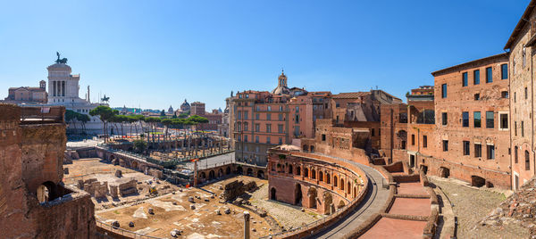 Buildings in city