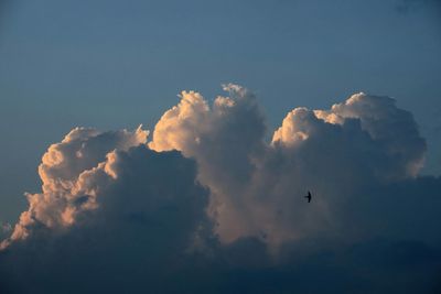 Low angle view of cloudy sky