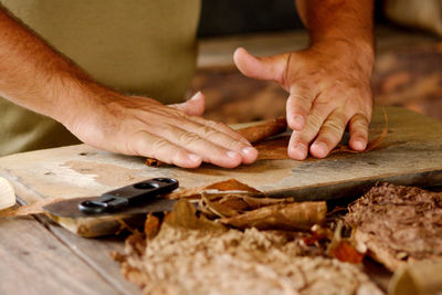 Making cuban cigars by hand in vinales, cuba.