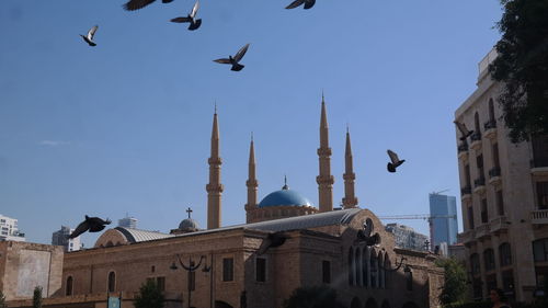 Greek orthodox church and mohammad al-amin mosque..