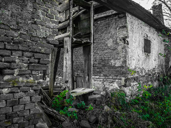 Old abandoned house