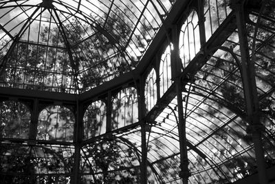 Low angle view of ceiling