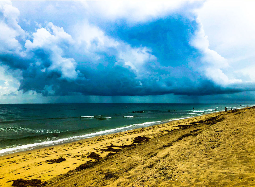 sea, water, sky, beach, scenics - nature, cloud - sky, land, horizon, horizon over water, sand, beauty in nature, tranquil scene, tranquility, nature, day, motion, wave, no people, idyllic