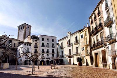 Buildings in city