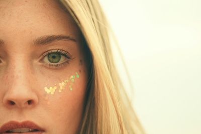 Close-up portrait of young woman