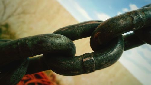 Close-up of rusty chain