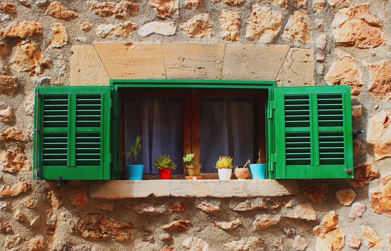 WINDOW OF OLD BUILDING