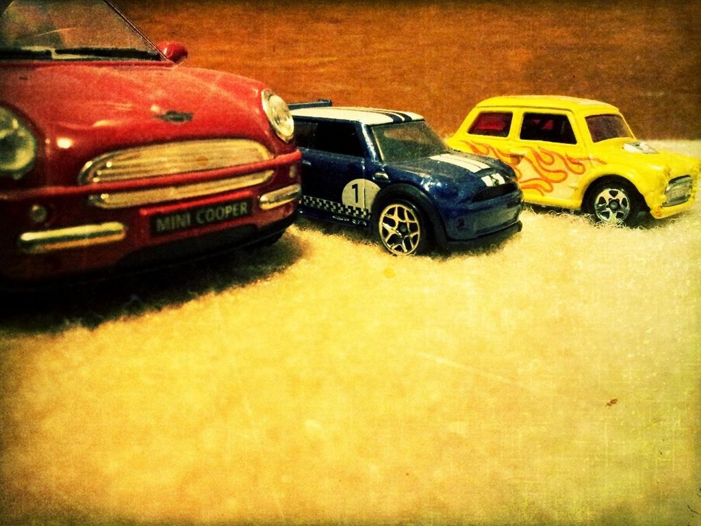 Toy minis