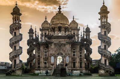 View of cathedral against sky