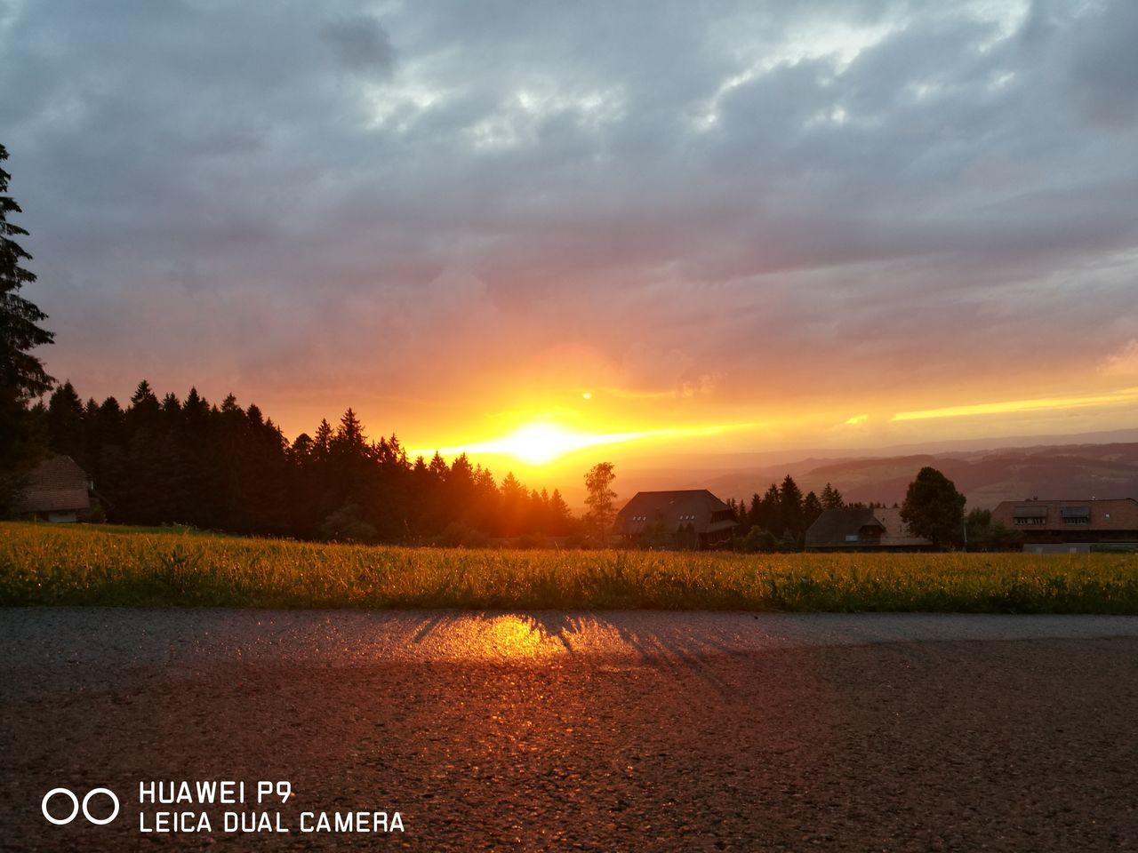 SCENIC VIEW OF SUNSET OVER SEA