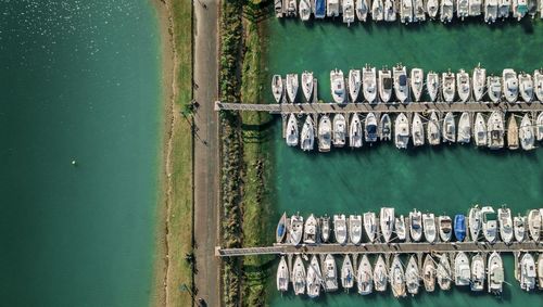 Photo en drone du port de ars en ré