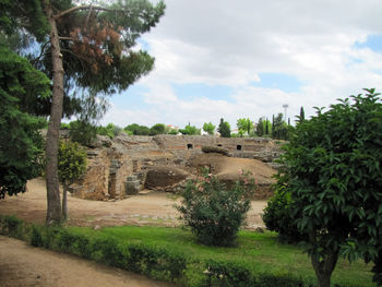 Scenic view of old ruins against sky
