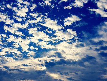 Low angle view of cloudy sky