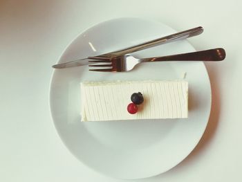 Directly above shot of cake on plate