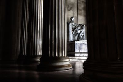 Lincoln memorial, interior of building