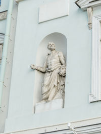 Statue in saint petersburg, russia