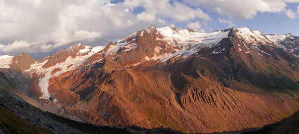 Panorama on the moraines of the glaciers that surround the palla bianca peaks