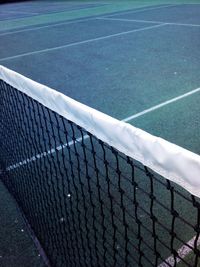 Net on tennis court