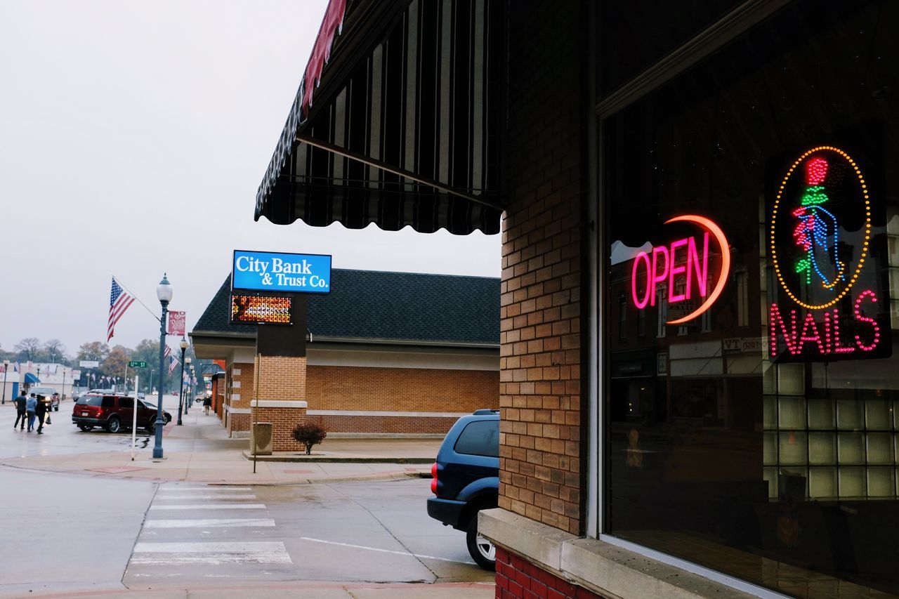 Led signs