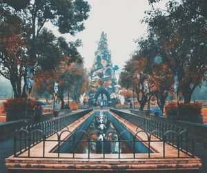 View of temple building against sky