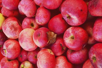 Full frame shot of apples in market