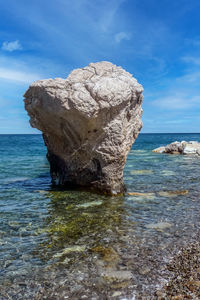 The anvil rock of roseto capo spulico