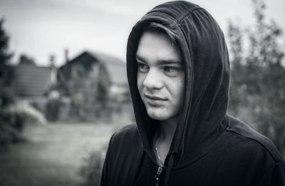 Close-up of young man looking away