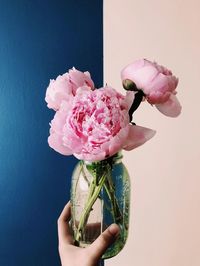 Close-up of pink rose bouquet